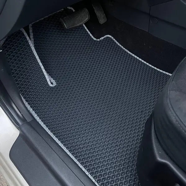 Made-to-measure car floor mats - complete set EVA Drive