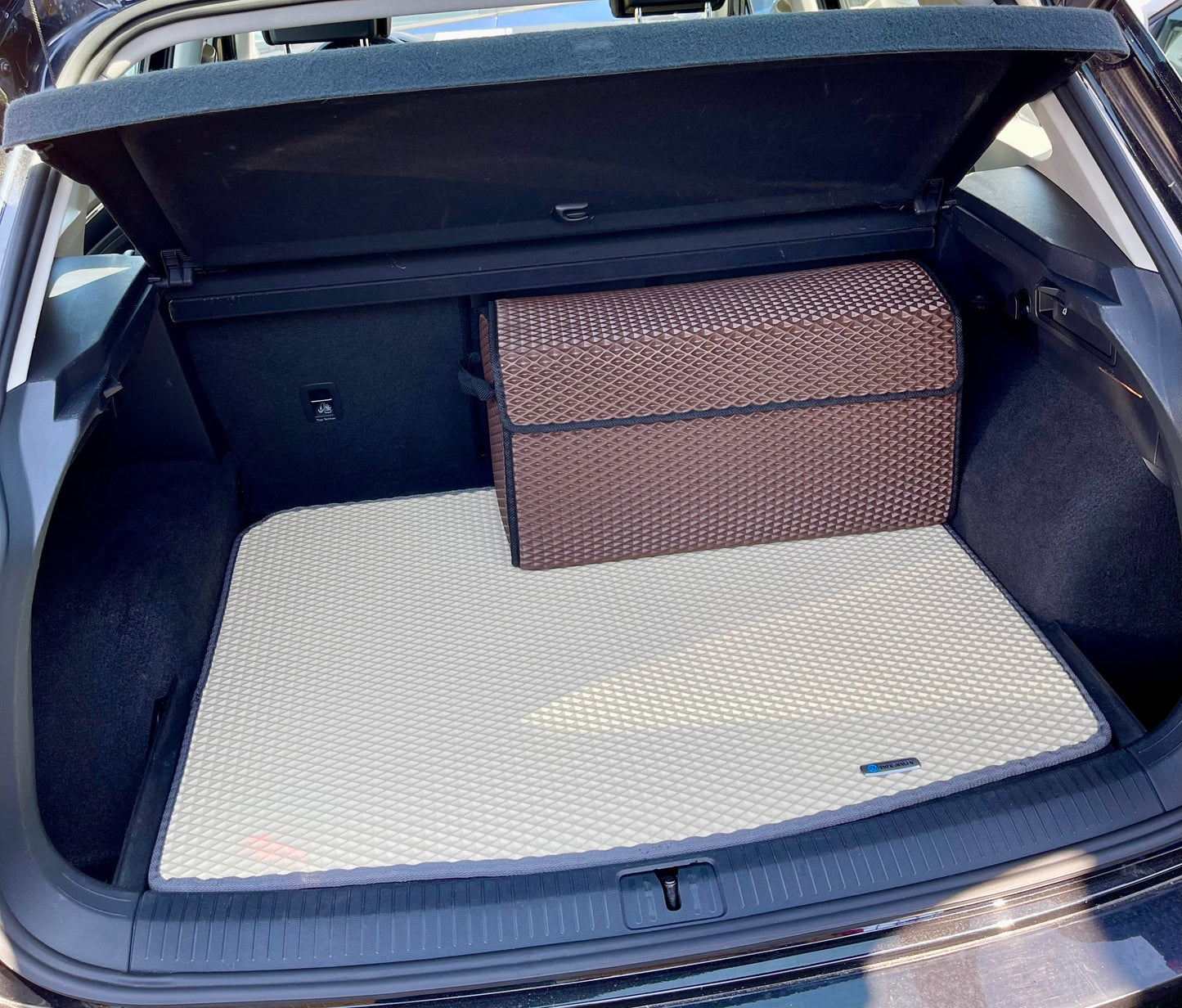 Made-to-measure car floor mats - complete set with trunk EVA Drive