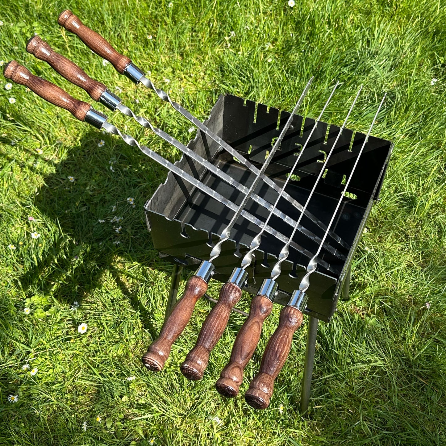 Schaschlikspieße aus Edelstahl 3 mm mit Holzgriff – BBQ Spieße für Grill & Kebab