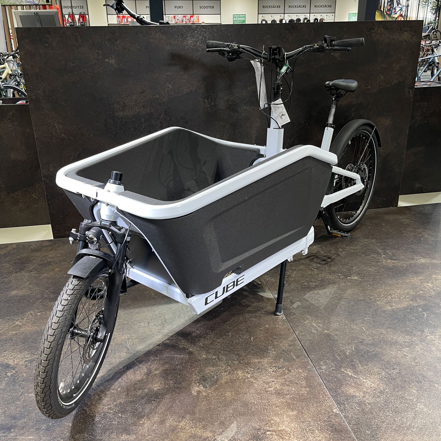 EVA Drive Schutzmatte für Cube Cargo Hybrid ohne Sitzbank- passgenaue Bodenmatte