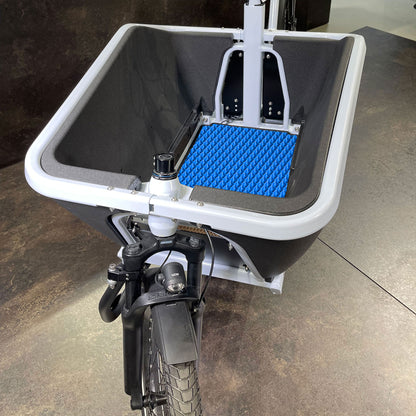 EVA Drive Schutzmatte für Cube Cargo Hybrid ohne Sitzbank - Blau mit schwarzer Einfassung