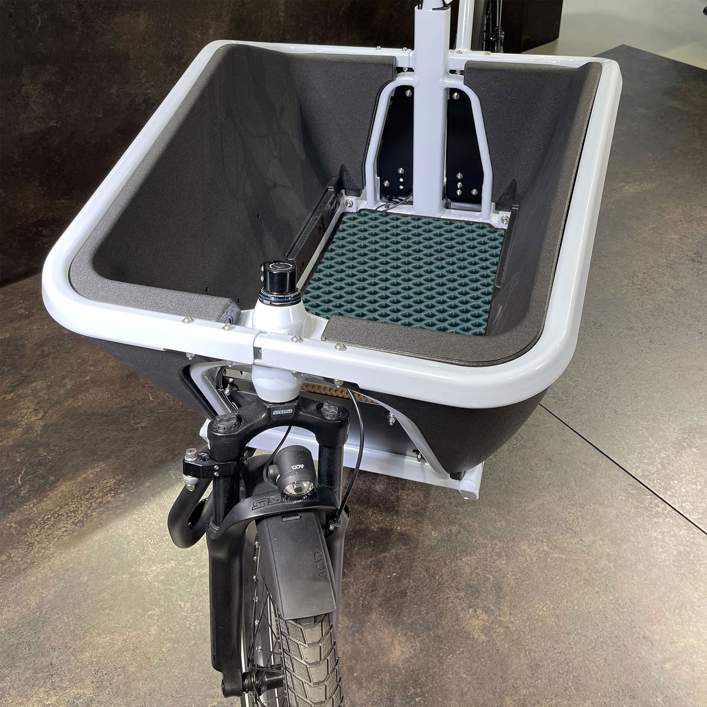 EVA Drive Schutzmatte für Cube Cargo Hybrid mit Sitzbank - passgenaue Bodenmatte