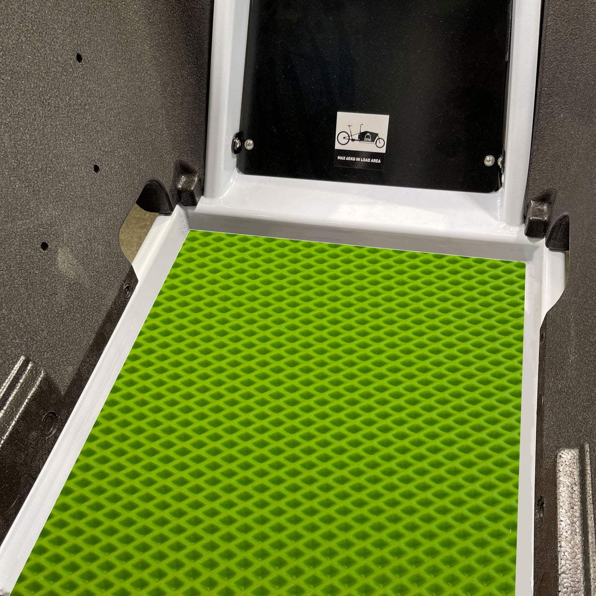 EVA Drive Schutzmatte für Cube Cargo Hybrid ohne Sitzbank - Lindgrün ohne Einfassung