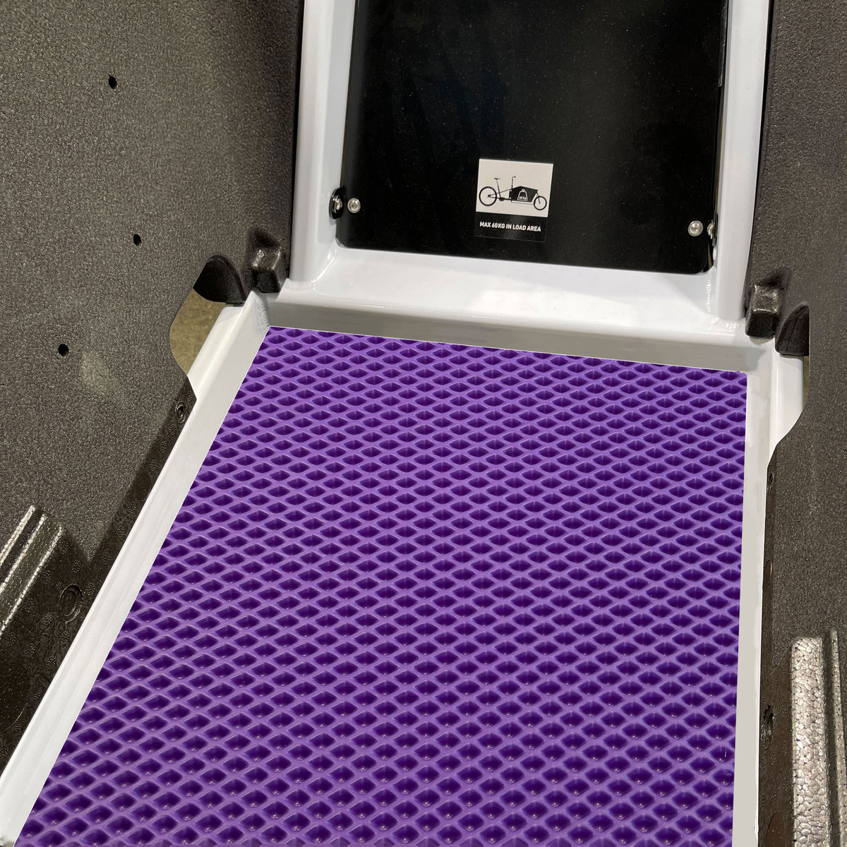 EVA Drive Schutzmatte für Cube Cargo Hybrid ohne Sitzbank - Lila ohne Einfassung