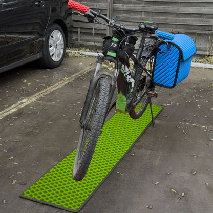 EVA Drive Fahrrad Unterlegmatte & Parkmatte 200 × 40 cm gegen Schmutz und Nässe - Lindgrün, schwarzer Rand