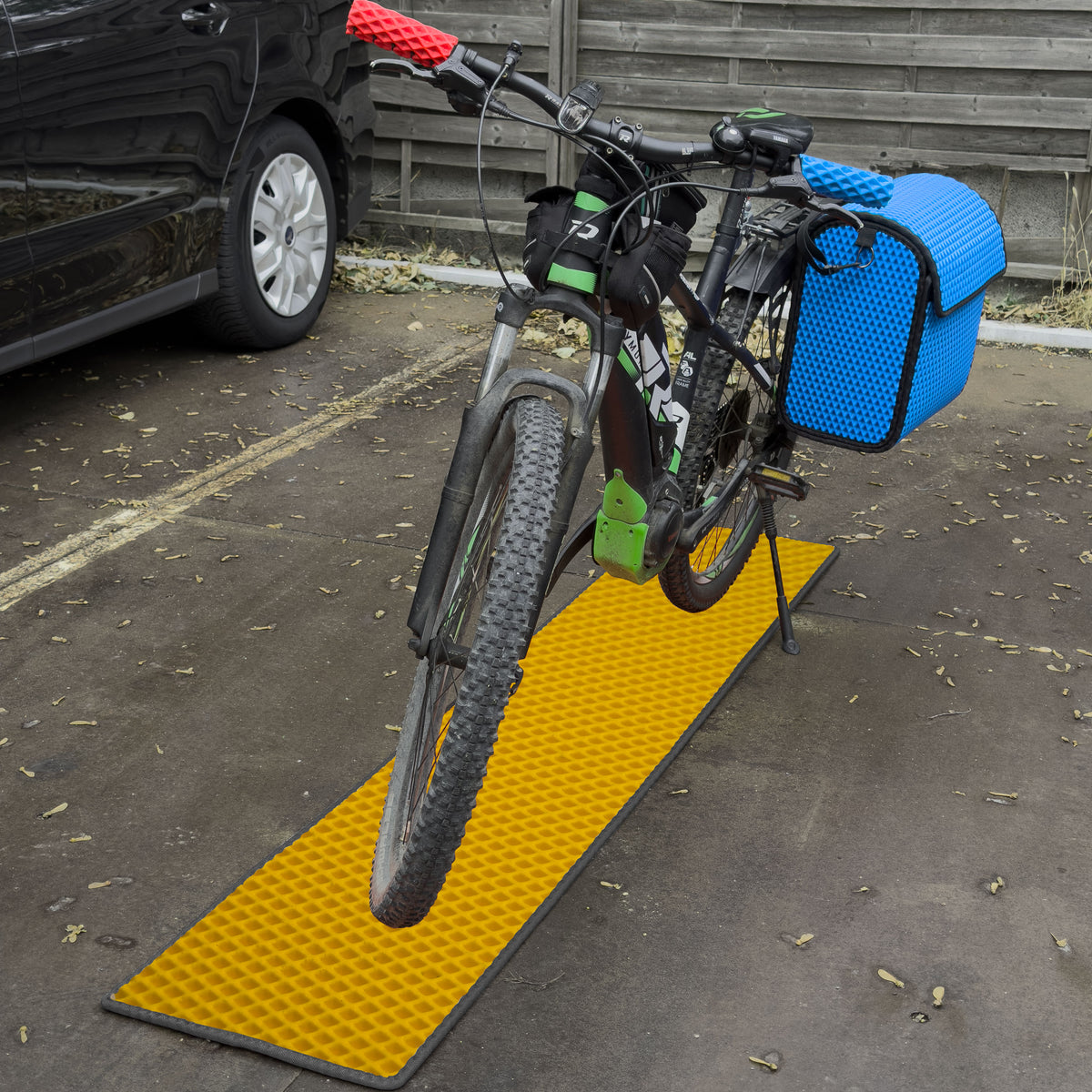 EVA Drive Fahrrad Unterlegmatte & Parkmatte 200 × 40 cm gegen Schmutz und Nässe - Gelb, schwarzer Rand