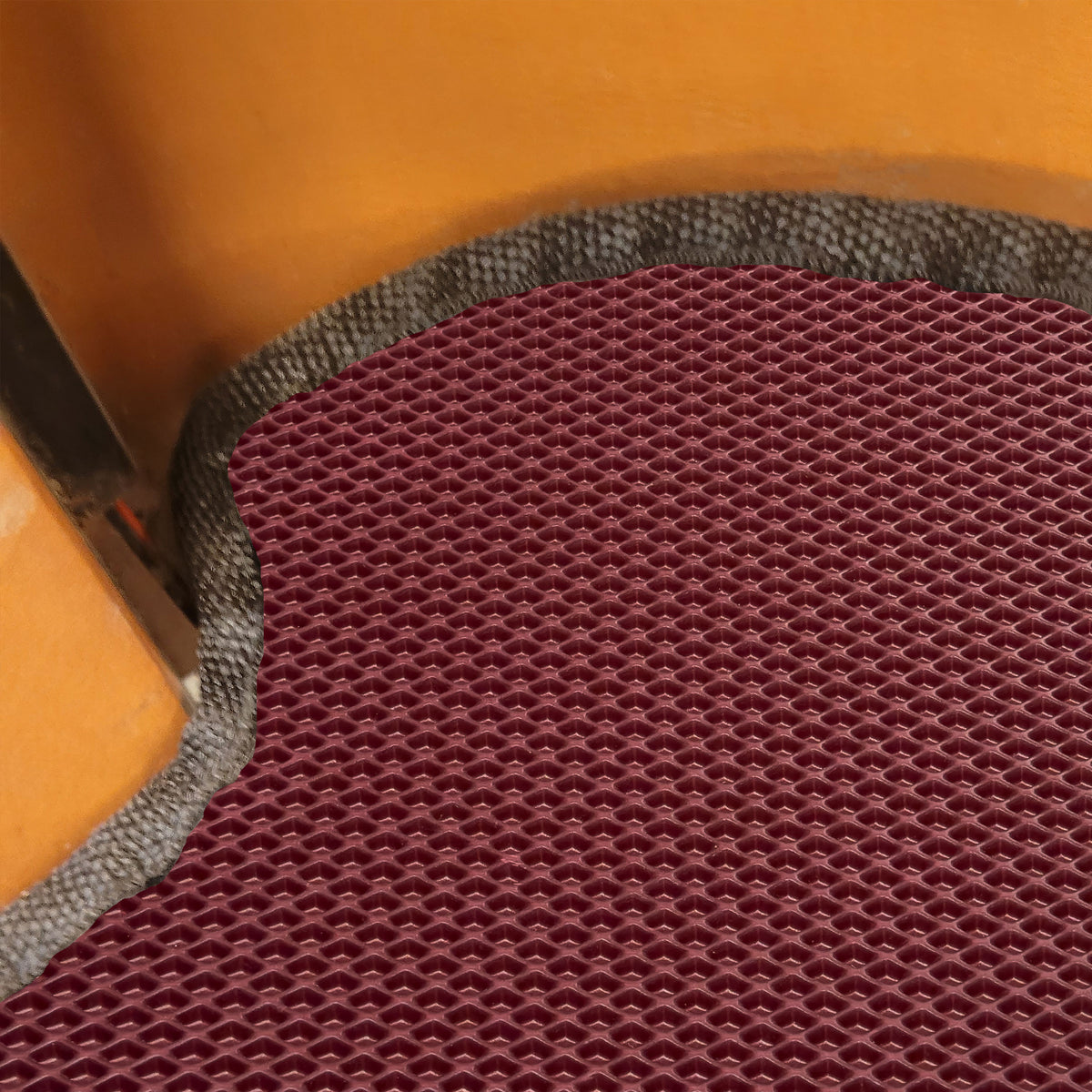 EVA Drive Schutzmatte für Babboe Curve - Bordeaux mit schwarzer Einfassung