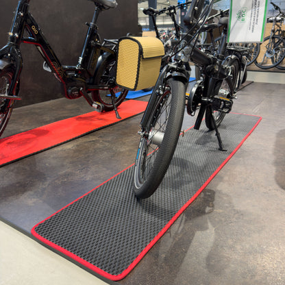 EVA Drive Fahrrad Unterlegmatte – Wasserdichte Fahrradmatte für Wohnung, Garage, Keller | Bodenmatte für Fahrradschutz gegen Schmutz & Nässe