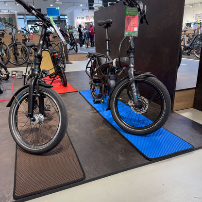EVA Drive Fahrrad Unterlegmatte – Wasserdichte Fahrradmatte für Wohnung, Garage, Keller | Bodenmatte für Fahrradschutz gegen Schmutz & Nässe
