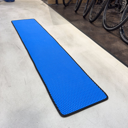 EVA Drive Fahrrad Unterlegmatte – Wasserdichte Fahrradmatte für Wohnung, Garage, Keller | Bodenmatte für Fahrradschutz gegen Schmutz & Nässe