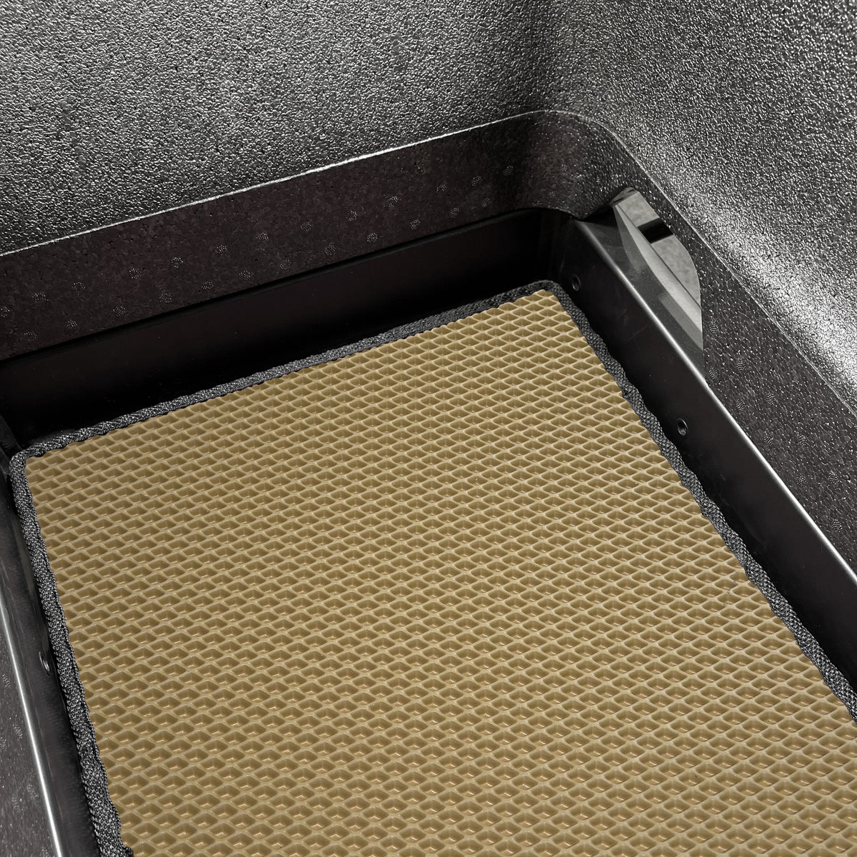 EVA Drive Schutzmatte für Urban Arrow Family mit 1 Sitzbank - Beige mit schwarzer Einfassung