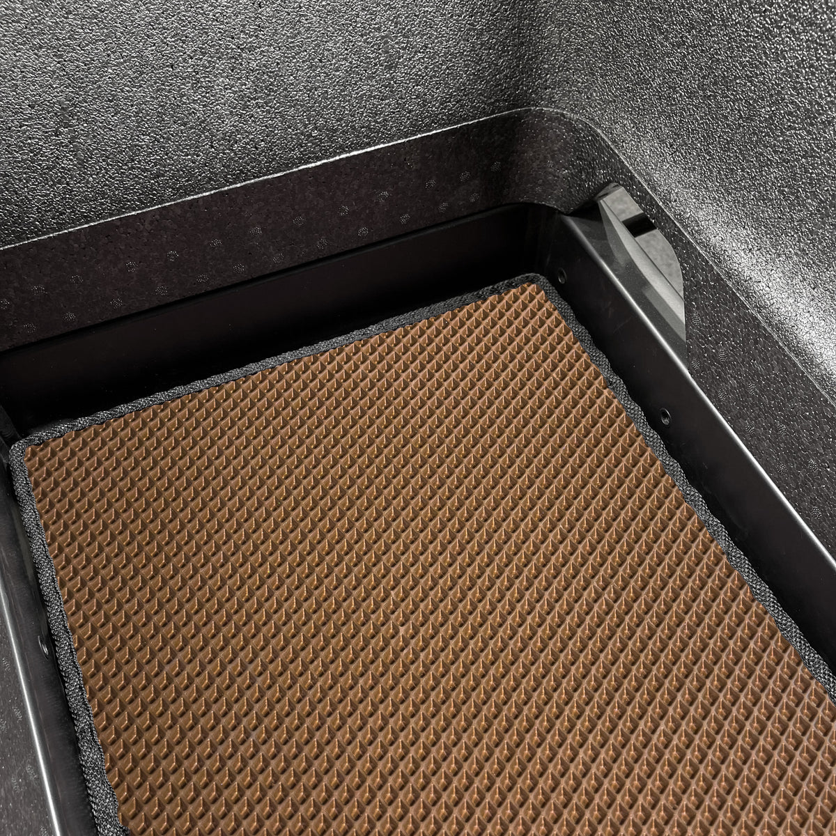 EVA Drive Schutzmatte für Urban Arrow Family mit 1 Sitzbank - Braun mit schwarzer Einfassung