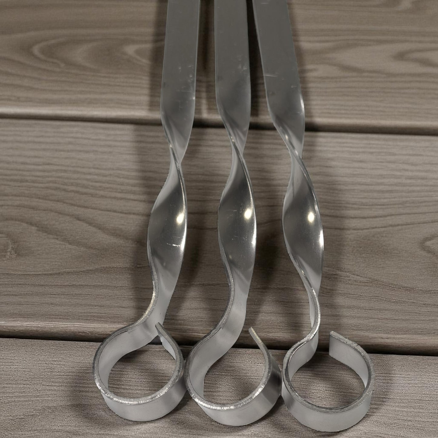 GOROCH Kebabspießae Set aus Edelstahl – 67 cm Schaschlikspieße, 20 mm breit, 3 mm stark, extra stabil für Lammspieße & Hackfleisch, ideal für große Grills & BBQ