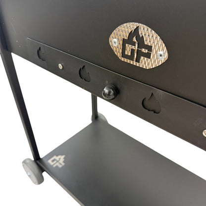 Mangal Batyr 80 Schaschlikgrill aus 2mm Stahl - mit Ablage und Topfhalter, kombinierbar mit Kazan